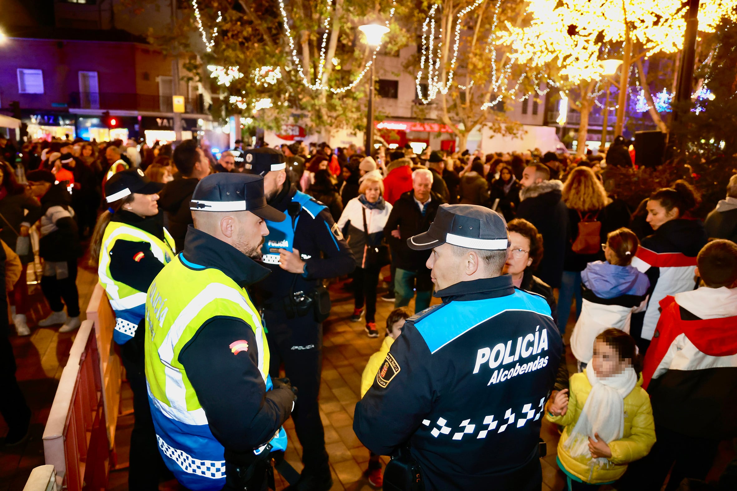 La Policía Local de Alcobendas redobla su presencia en las calles durante la Navidad