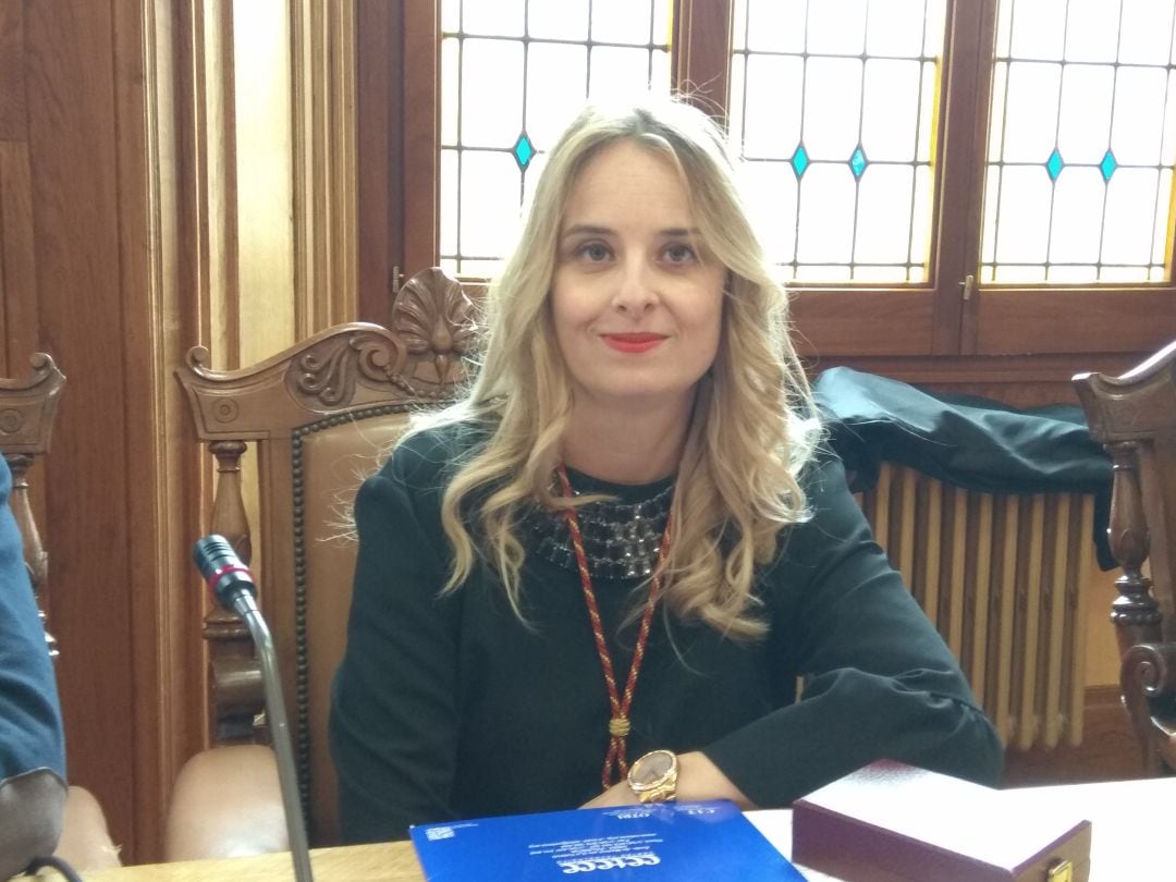 Ana Rosa García benito tras tomar posesión como concejal del Ayuntamiento de Palencia
