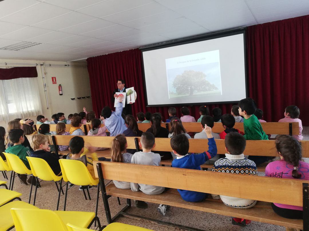 Charla impartida en Paredes de Nava