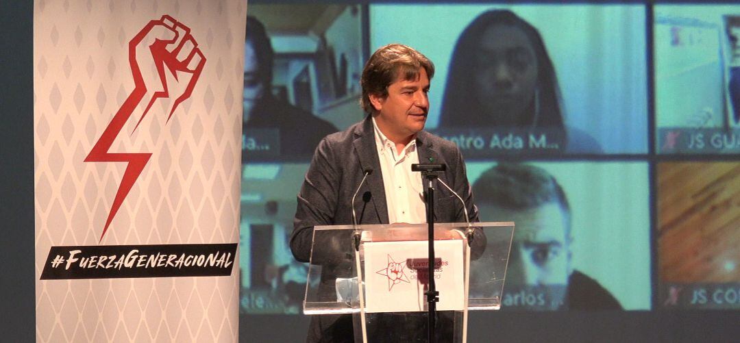 Ayala considera que Fuenlabrada podría albergar la vacunación masiva de sus vecinos y de otros municipios del sur de Madrid