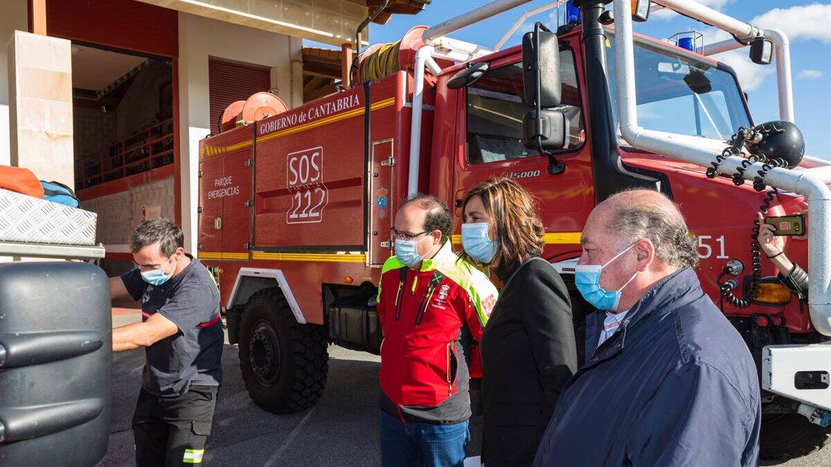El 112 incrementa su plantilla con 13 nuevos bomberos