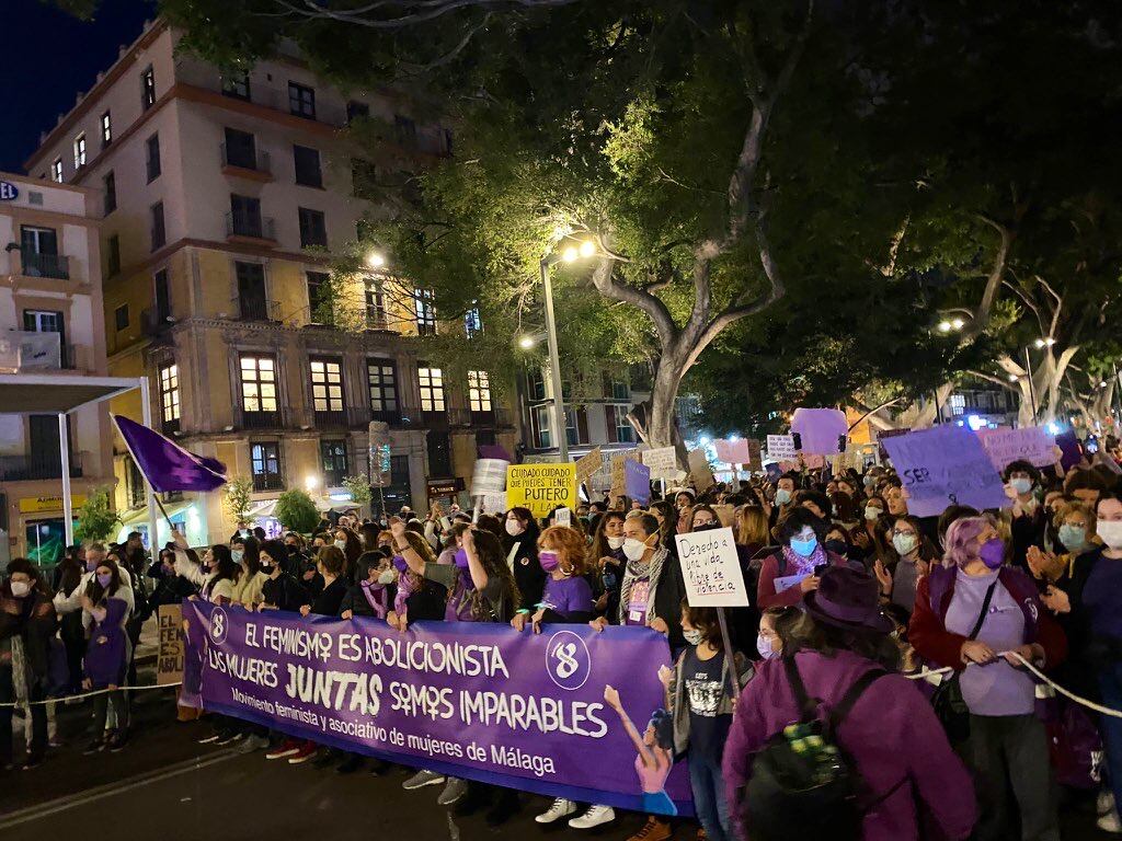 Manifestación a su paso por la Alameda Principal de Málaga