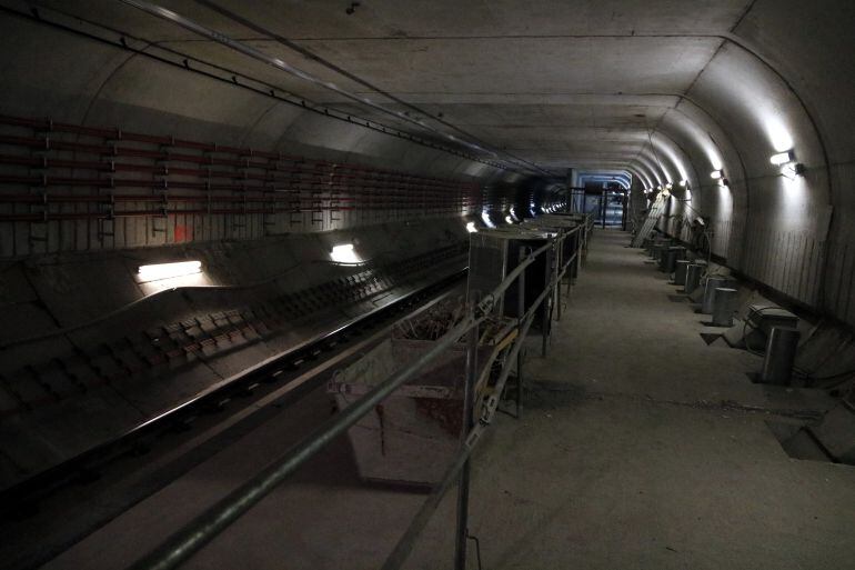 Túnel de metro de la L10 Sud
