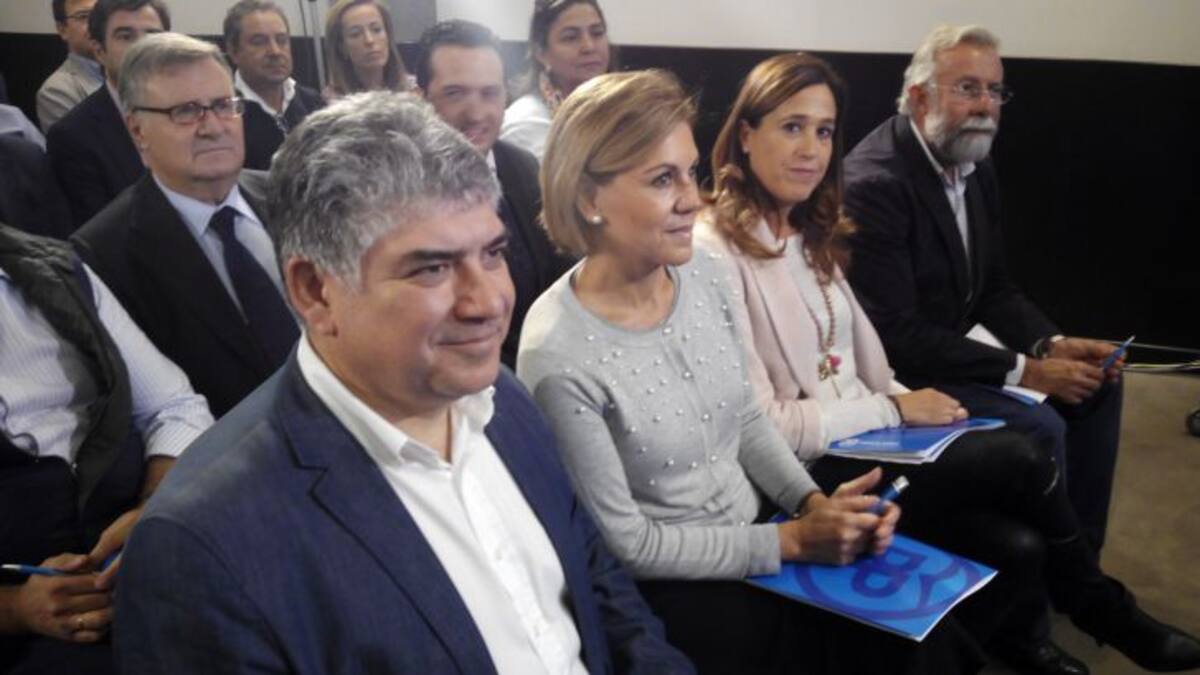 Cospedal: "el pacto lleva a la región a la paralisis"