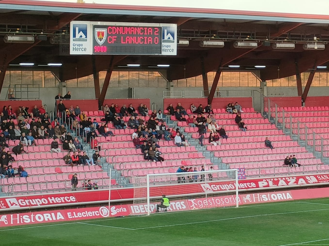 El Numancia logró su primera victoria del curso, 2-0 ante La Nucía.