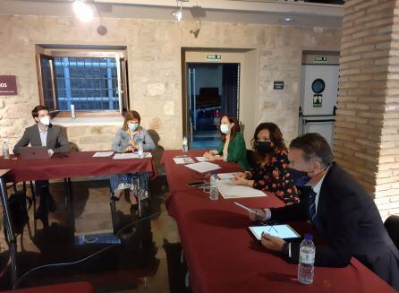 Reunión de la Junta de Seguridad Local en Linares