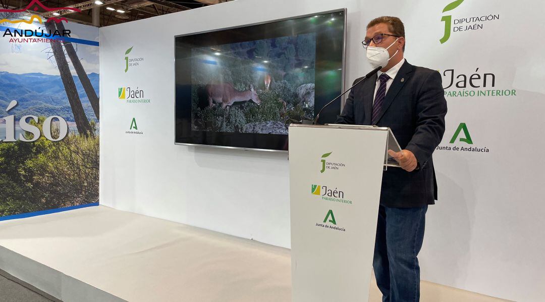 Paco Huertas, alcalde de Andújar, en Fitur 2021.