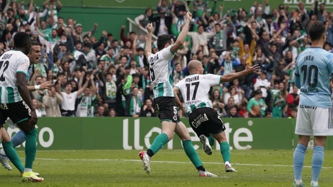 Unai Medina celebrando dicho gol