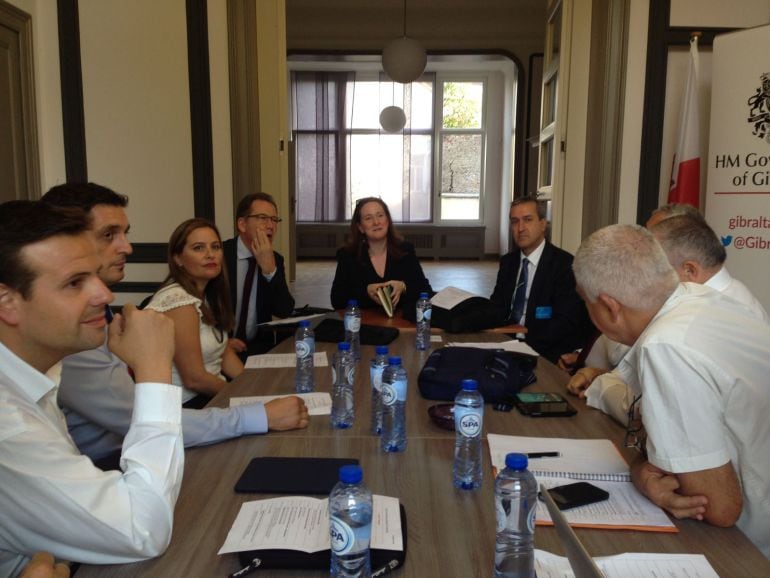 Reunión entre grupo Transfronterizo y parlamentarios de la UE