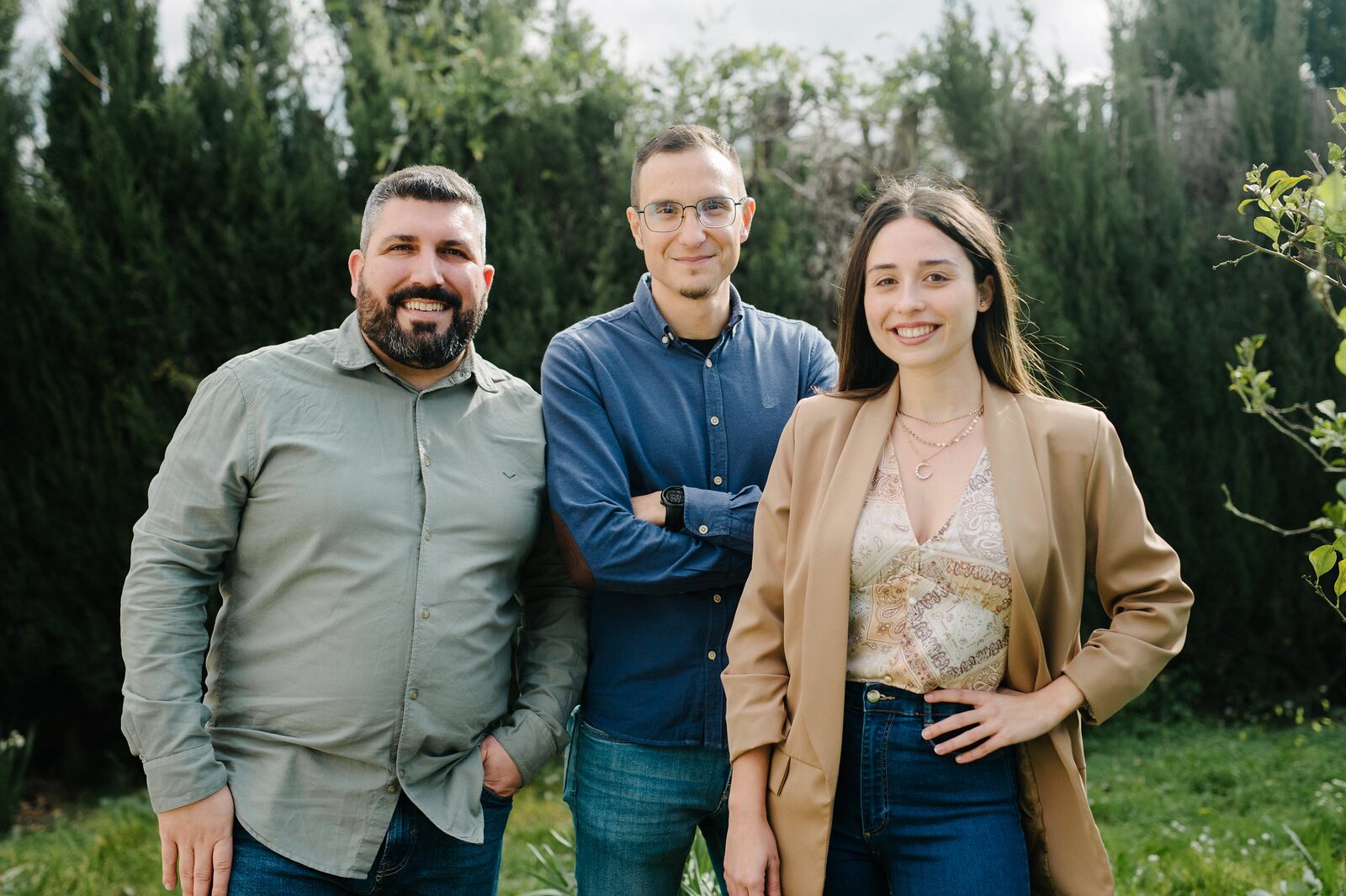 De izquierda a derecha: Basili Salort (candidato), Sergio Brogniez (número 3) y Alba Pérez (número 2).