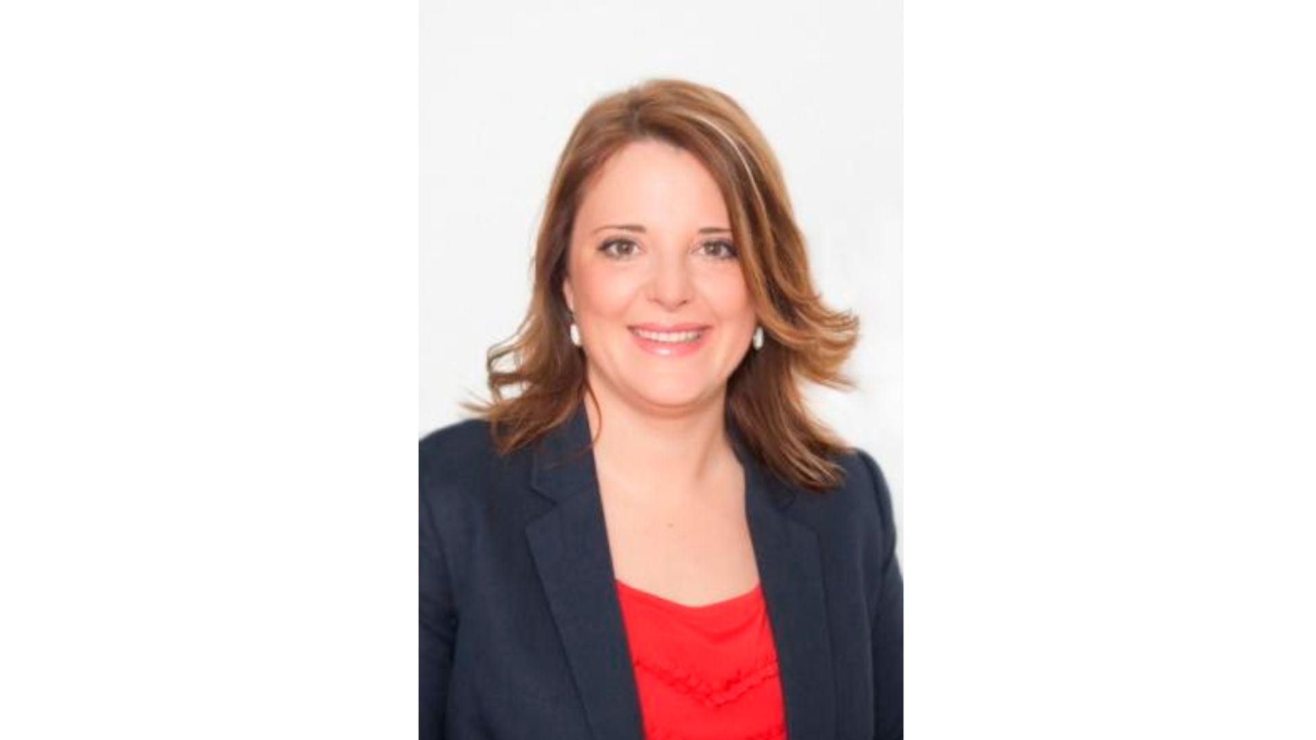 Ana María González Herdaro, alcaldesa de Llaurí, ocupará el escaño de Ábalos en el Congreso tras su renuncia al acta. / Ayuntamiento de Llaurí. 