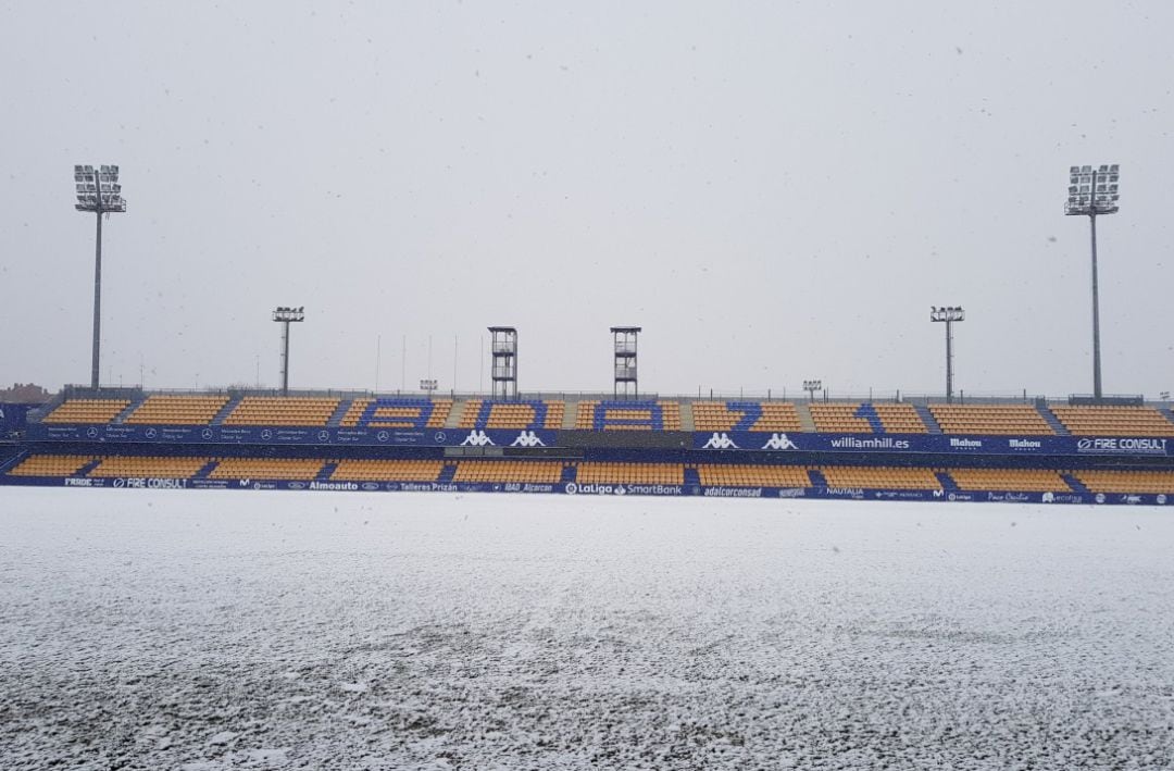 Nieve en el Municipal de Santo Domingo en Alcorcón