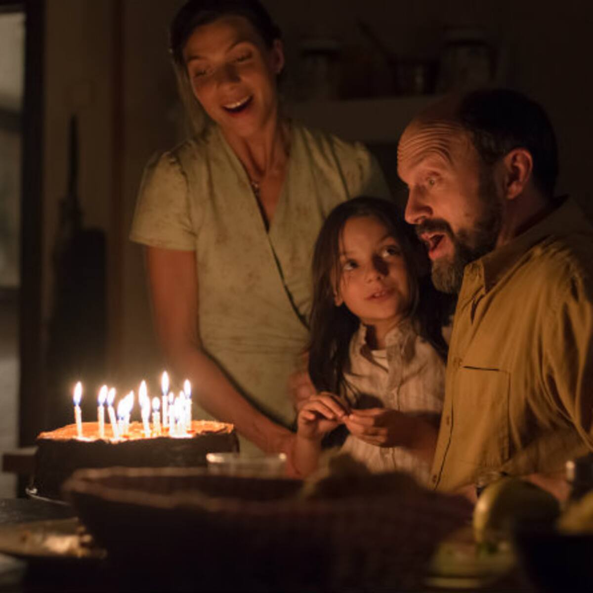 Estos son los actores y personajes de 'Refugiados'