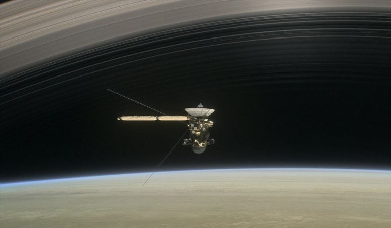 La sonda Cassini durante sus últimos meses.