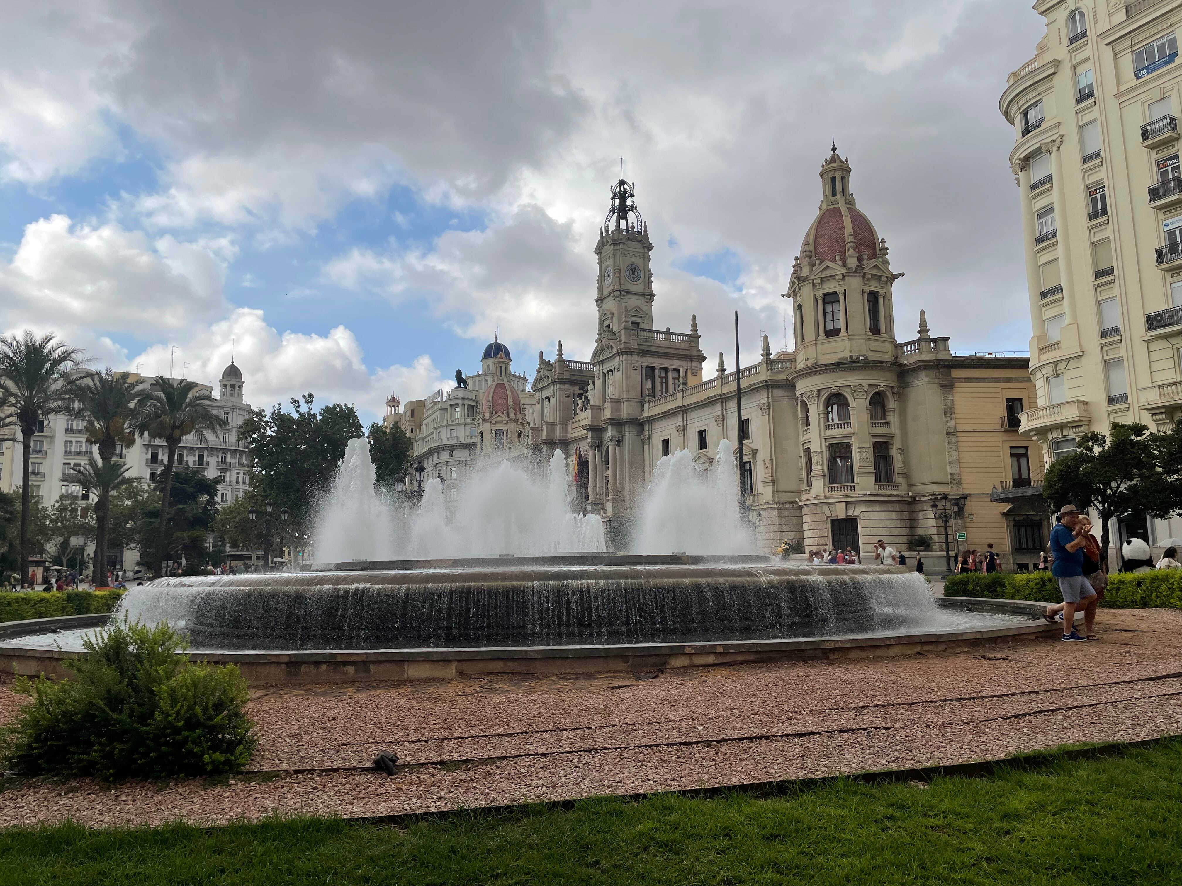 Fuente de la Plaza del Ayuntamiento de València