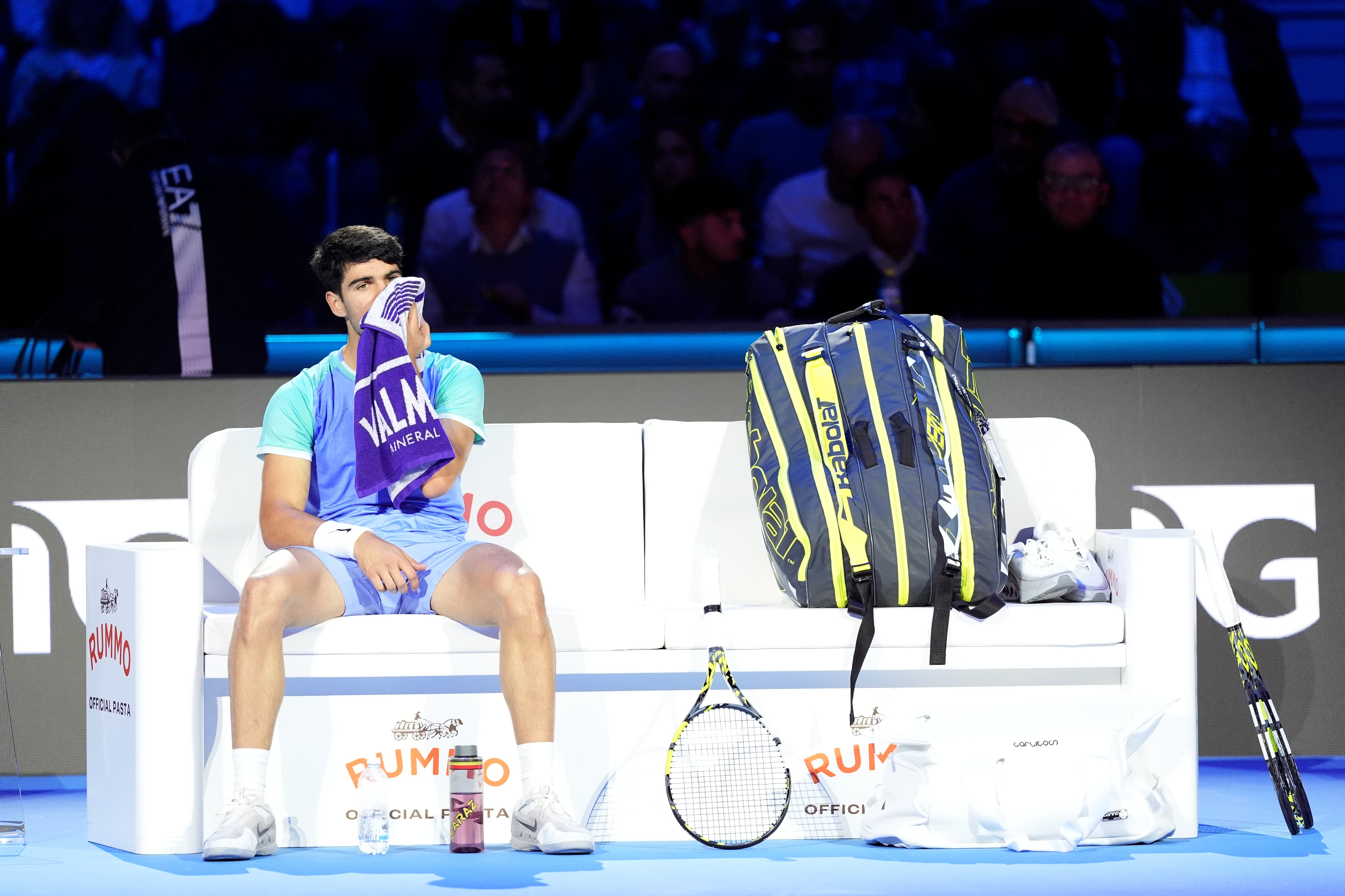 Carlos Alcaraz, en su debut en las ATP Finals ante el noruego Casper Ruud