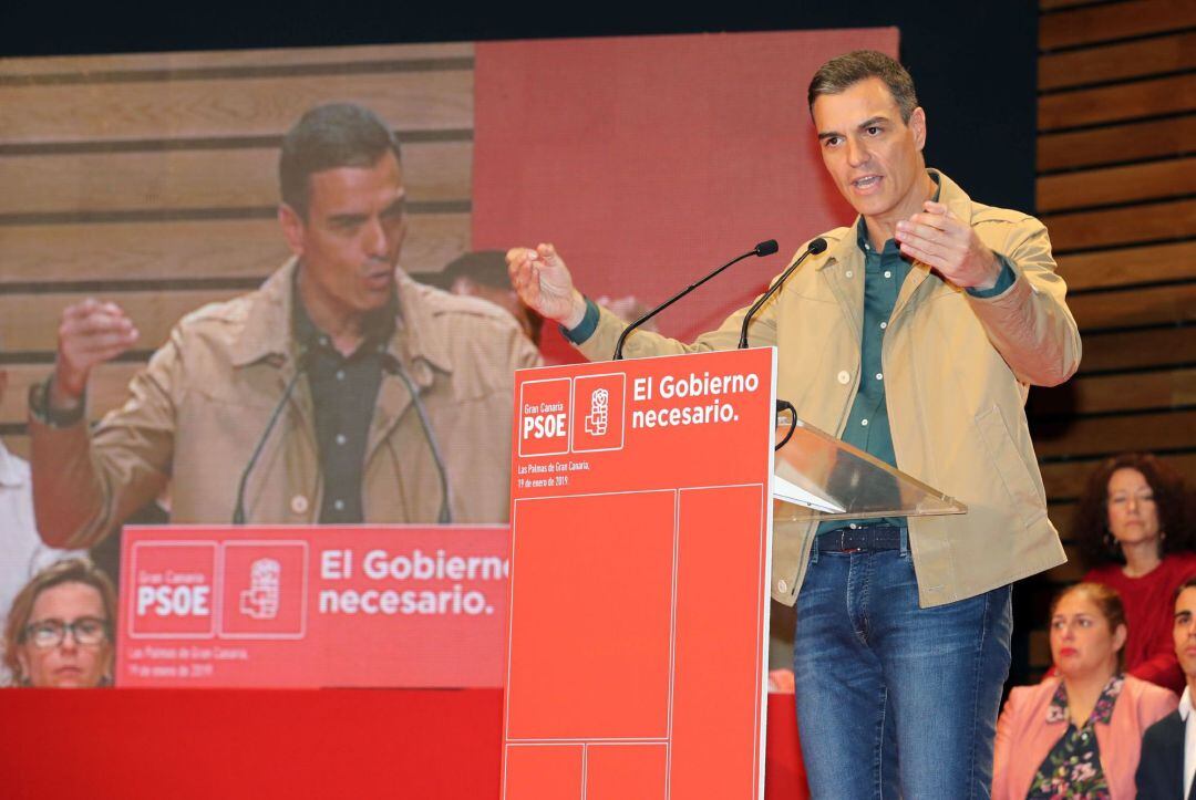 El presidente del Gobierno, Pedro Sánchez, durante su intervención en la clausura este sábado de la conferencia municipal organizada por el PSOE de Gran Canaria.