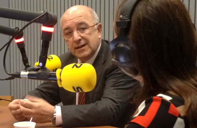 Pepa Bueno entrevista, en un &#039;Hoy por Hoy&#039; especial desde Bruselas, al vicepresidente de la Comisión Europea y comisario de la Competencia, Joaquín Almunia