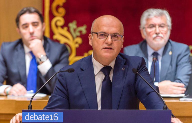 Jose Manuel Baltar durante el debate sobre el Estado de la Provincia