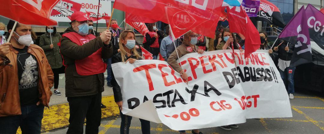 Concentración de los trabajadores de Teleperformance