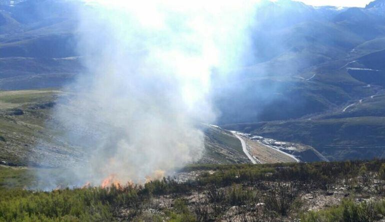 Imagen del incendio registrado en La Baña