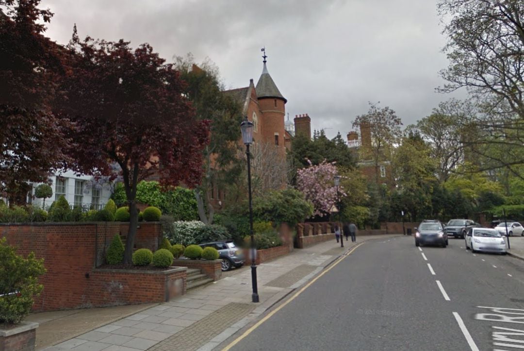 Fachada del castillo de Jimmy Page en Londres