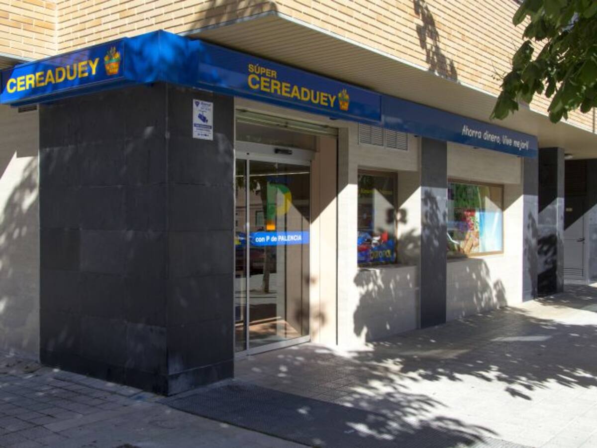 Agropal inaugura nuevo supermercado en Palencia