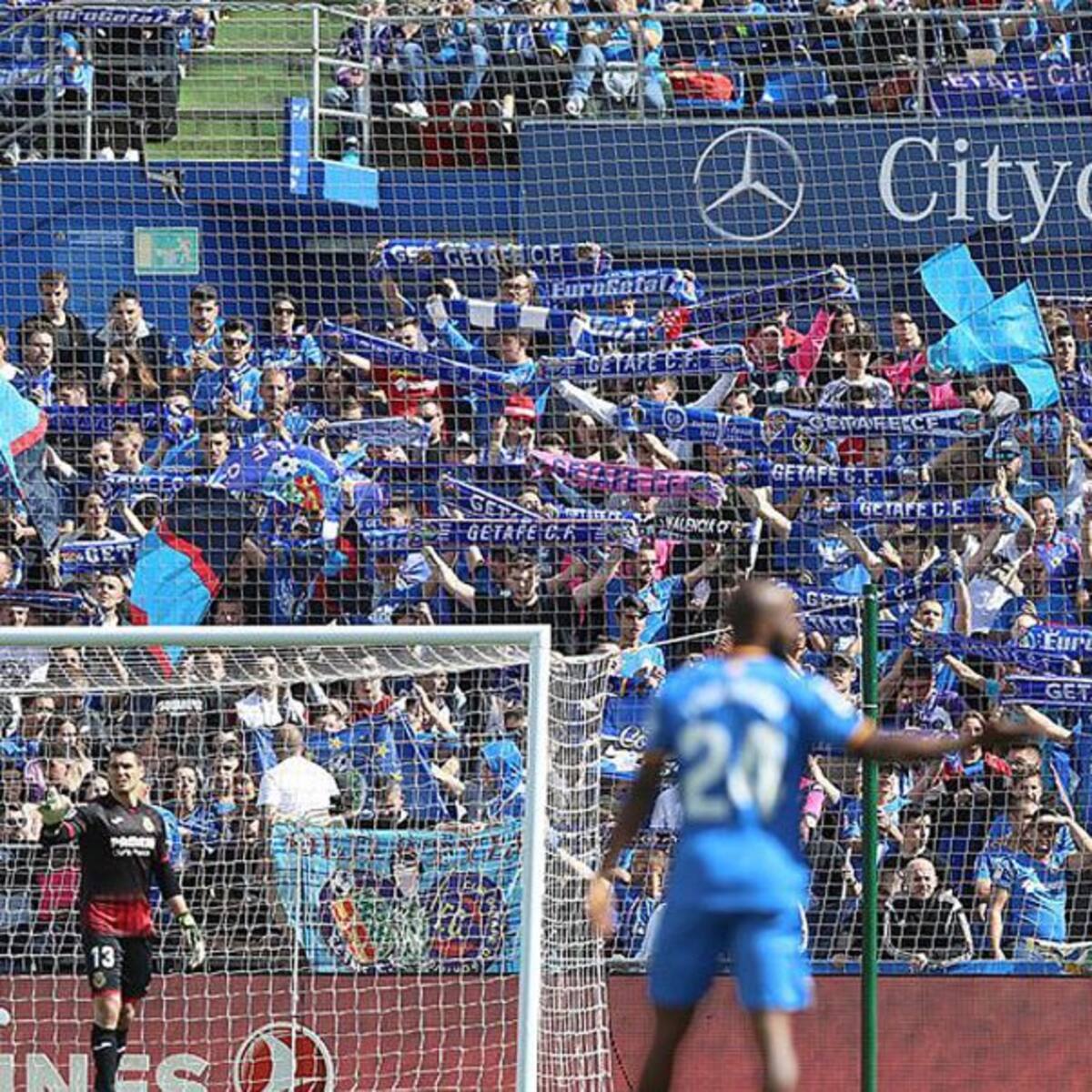 A por los 13.000 azulones