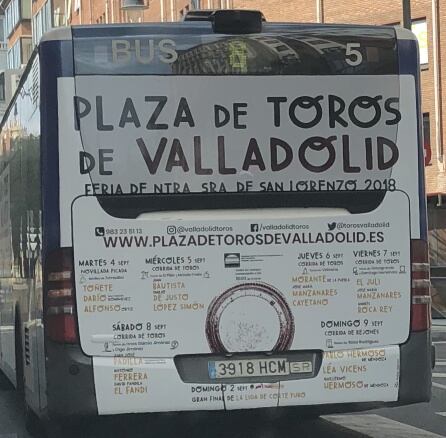 Imagen de un bus de AUVASA