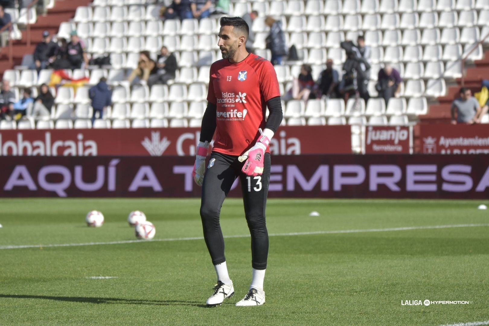 Tomeu Nadal volvió a recuperar la titularidad en el Carlos Belmonte.