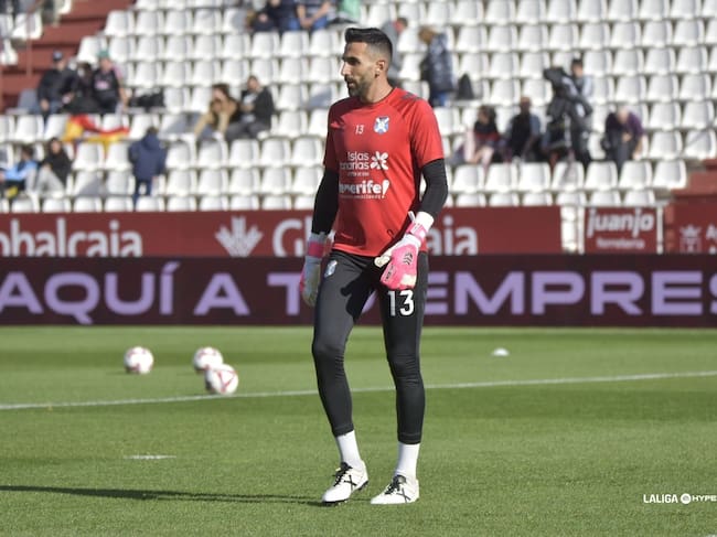 Tomeu Nadal volvió a recuperar la titularidad en el Carlos Belmonte.