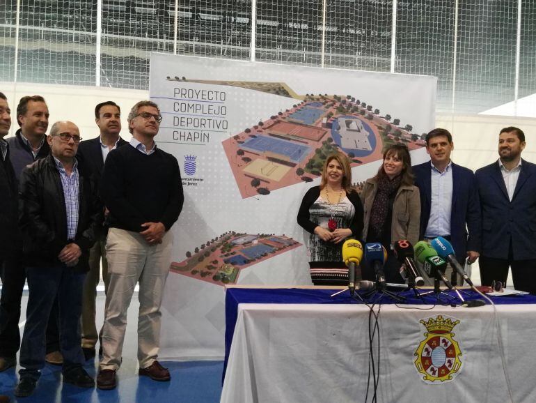 El proyecto del complejo deportivo de Chapín se ha presentado en el Palacio de Deportes de Chapín