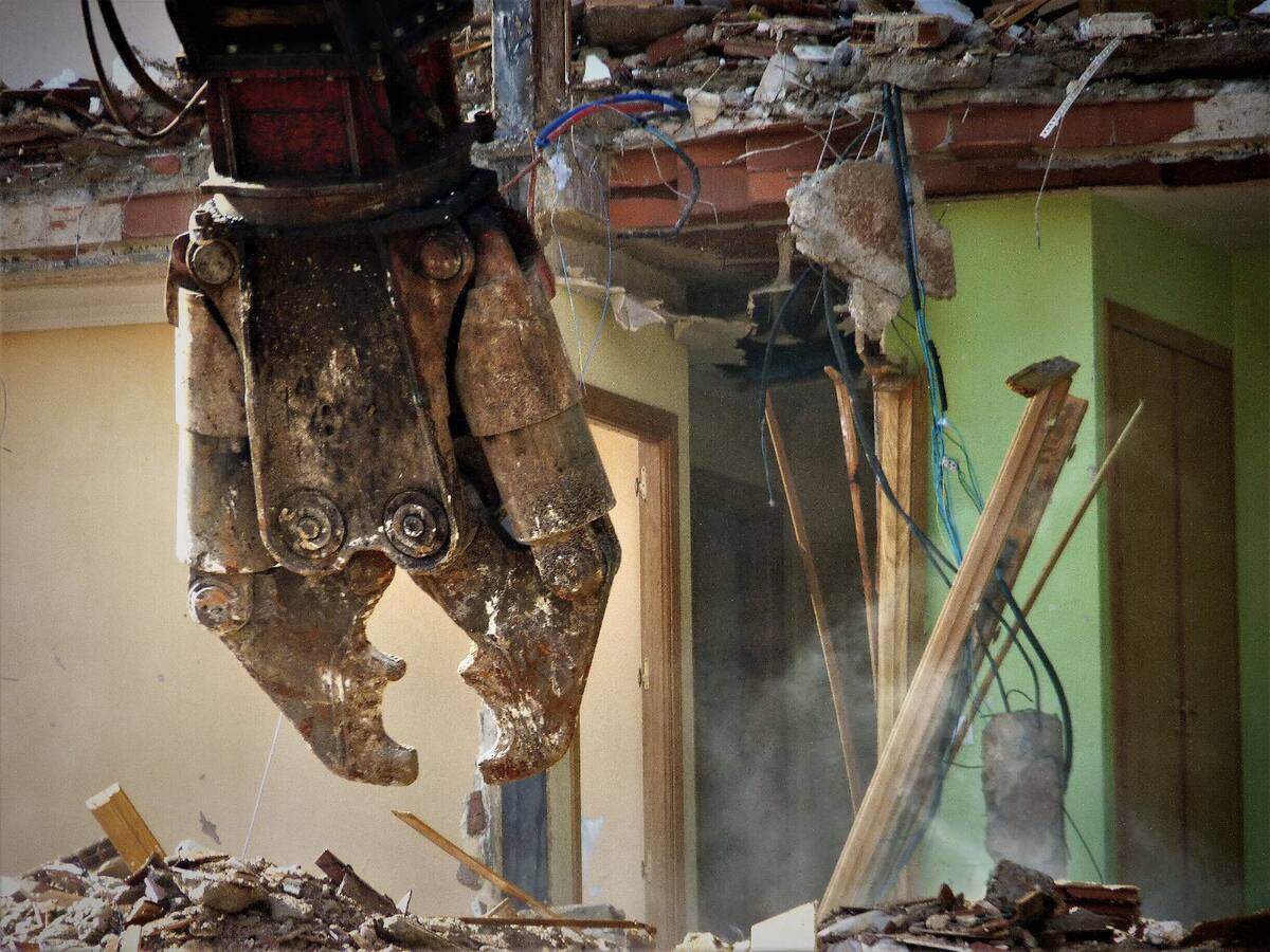 "Mi madre terminó de pagar la hipoteca el 1 de mayo, 20 días después no tenía casa": San Fernando de Henares, una pesadilla que no termina