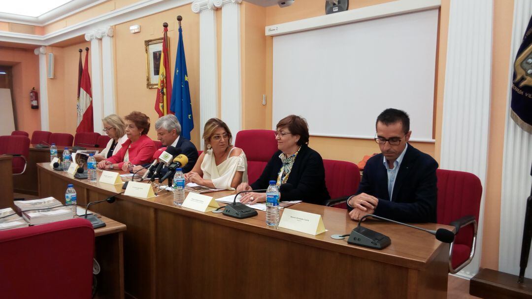 Presentación del libro &quot;El catastro de Ensenada&quot; en el Ayuntamiento de Medina del Campo