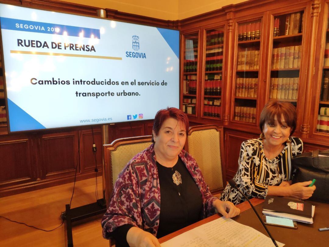 La alcaldesa Clara Luquero y la concejala de tráfico y movilidad, Claudia de Santos