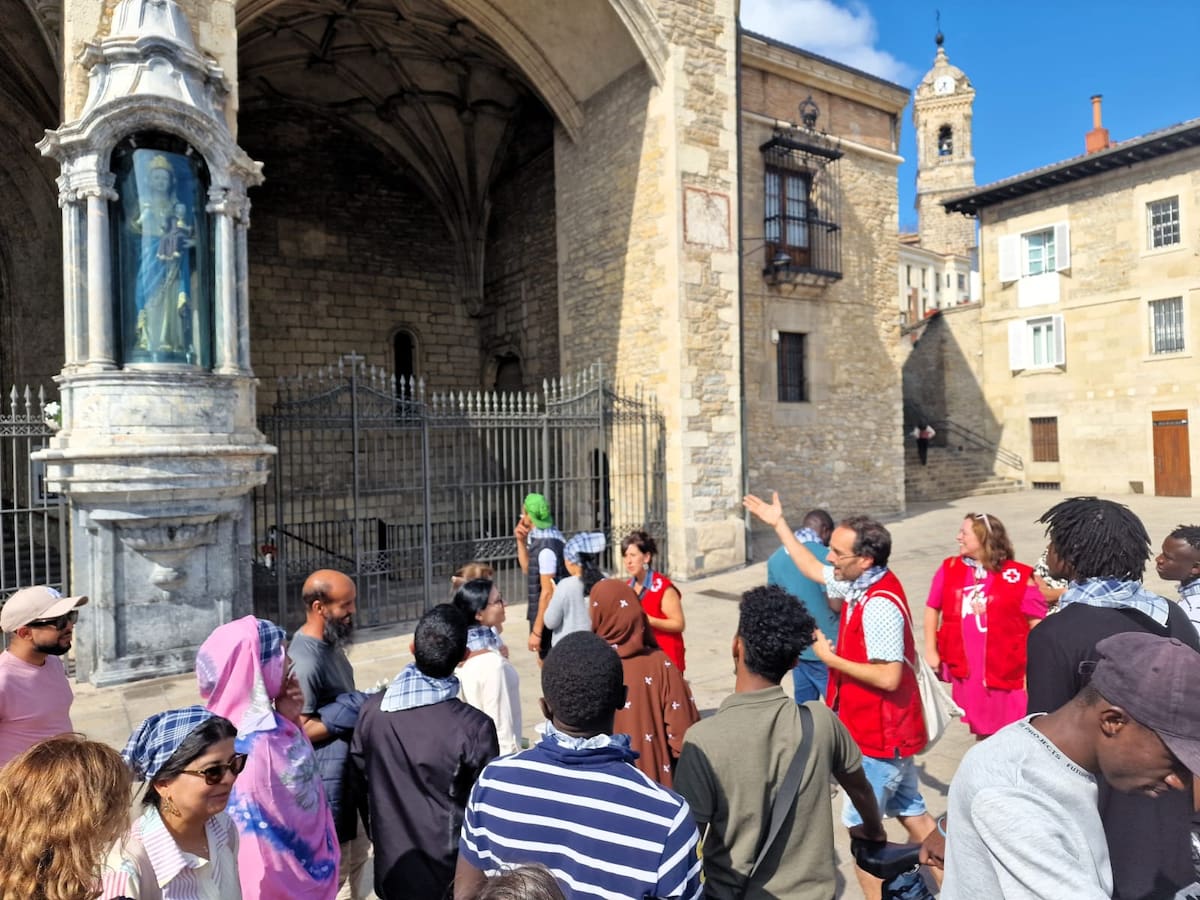 Acercamiento a la cultura vasca de Cruz Roja para migrantes