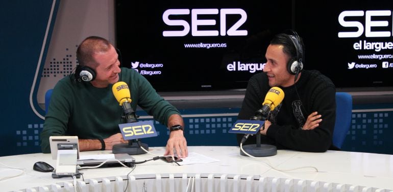 Keylor Navas charla con Manu Carreño en &#039;El Larguero&#039; de la Cadena SER