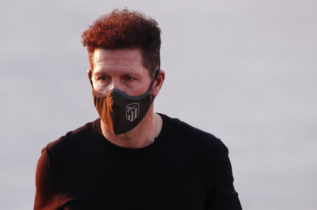 Simeone, antes del partido de Copa del Rey contra el Cornella. 