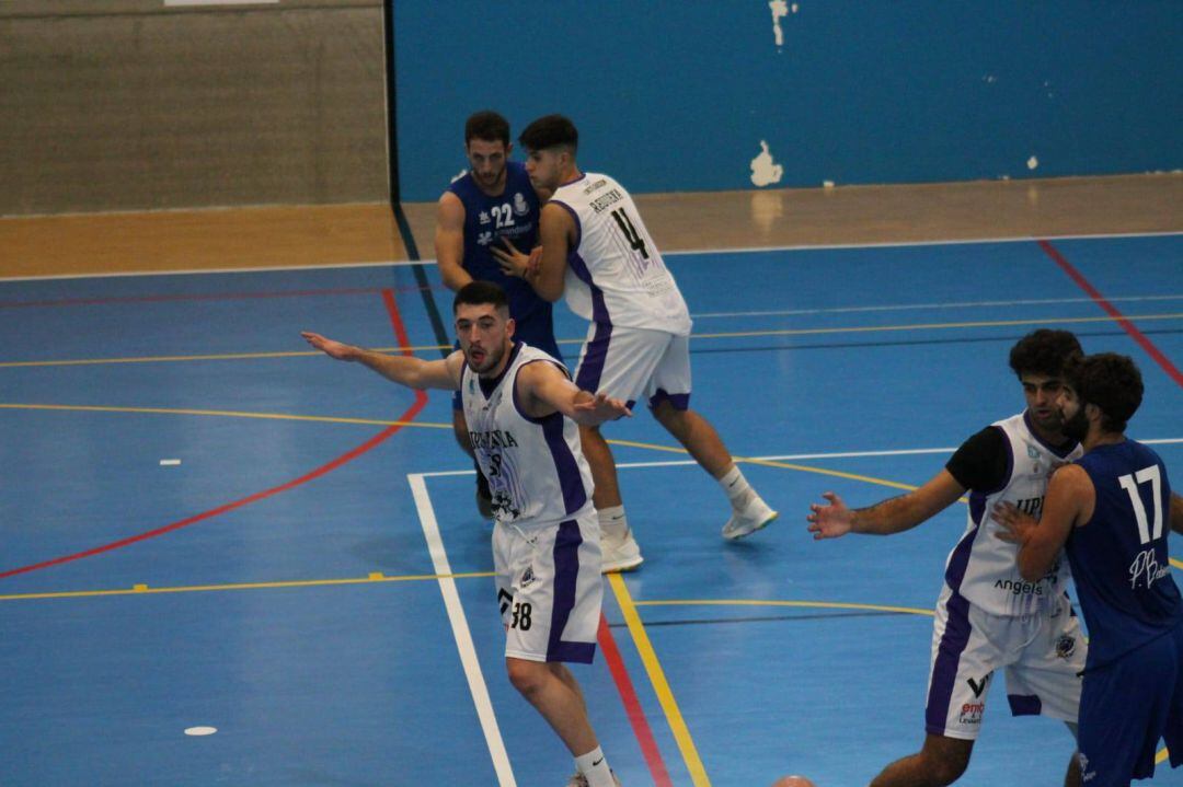 Dani Muñoz durante un partido de la temporada pasada