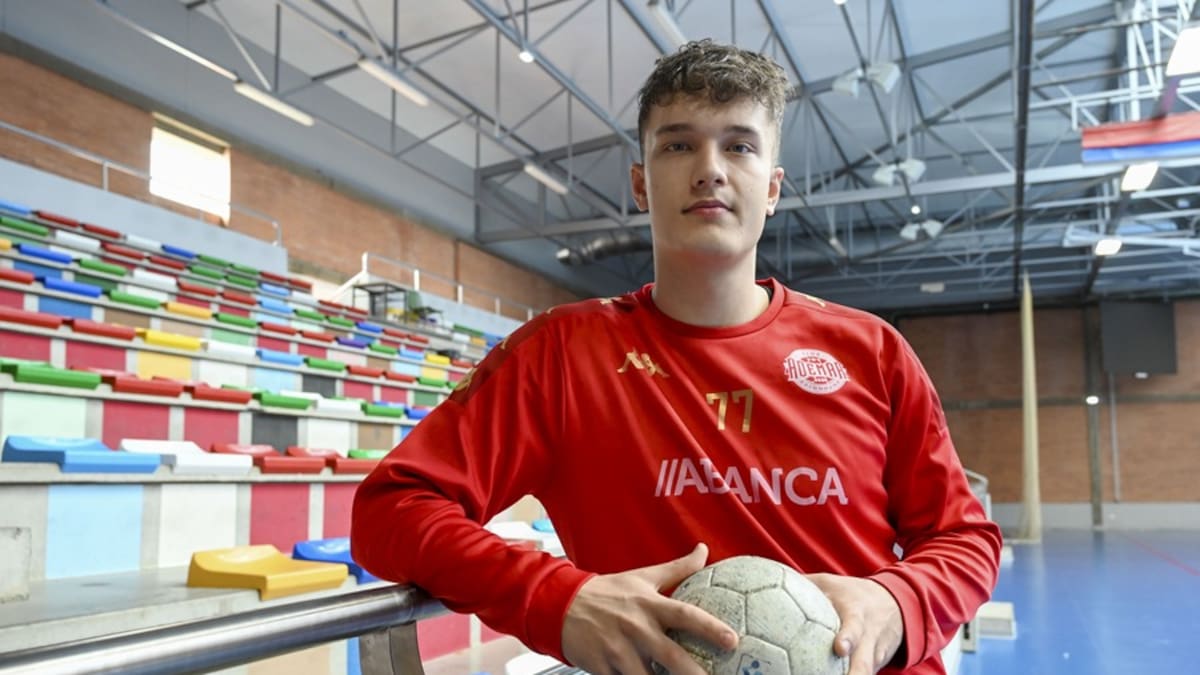 Patrik Wasyak estará en el ABANCA Ademar dos temporadas más