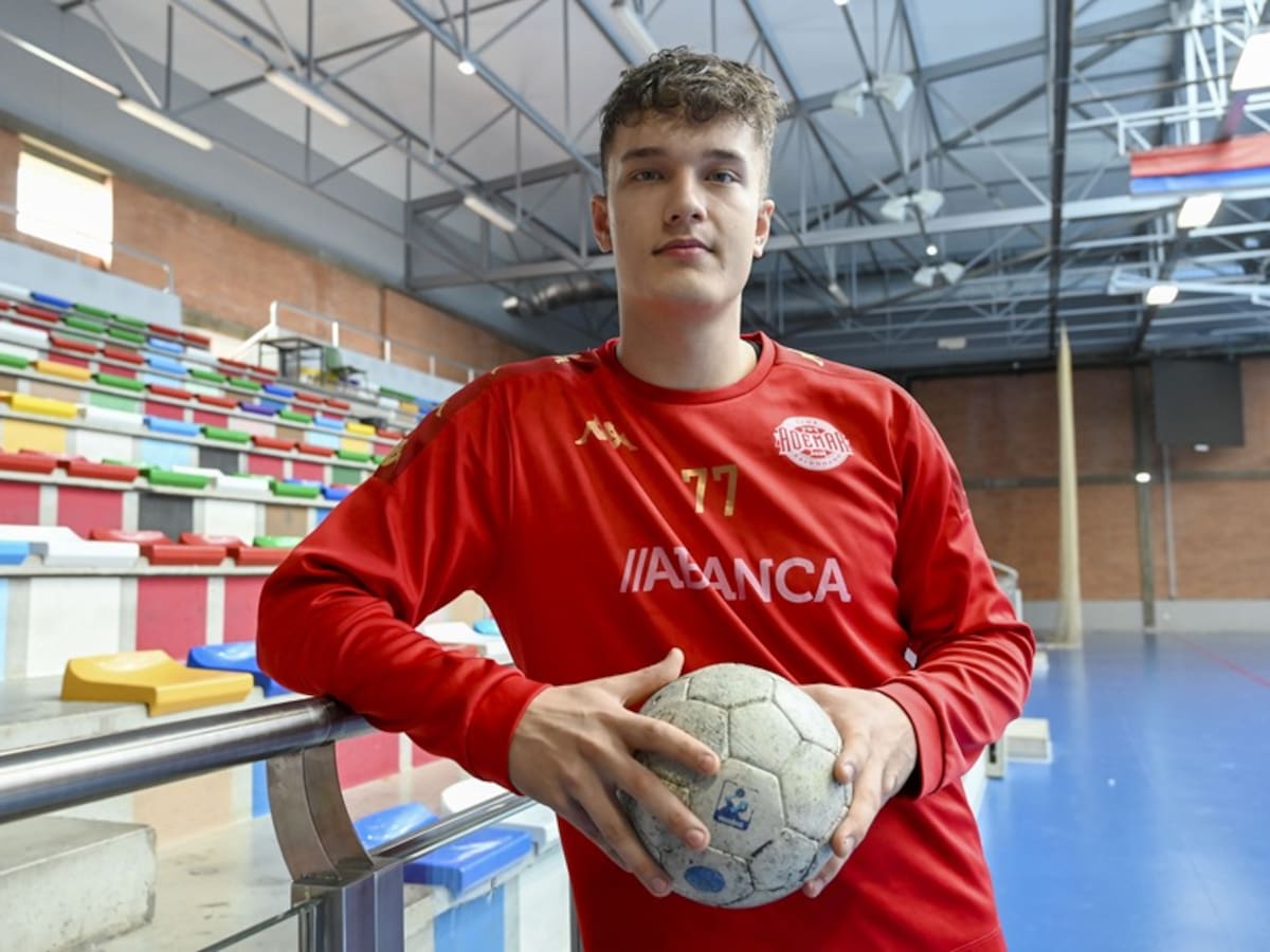 Patrik Wasyak estará en el ABANCA Ademar tres temporadas más