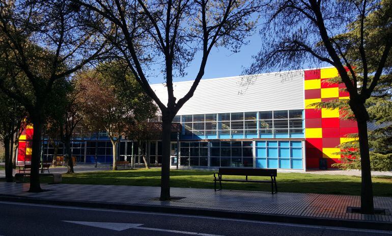 Fachada del Pabellón Municipal Marta Domínguez