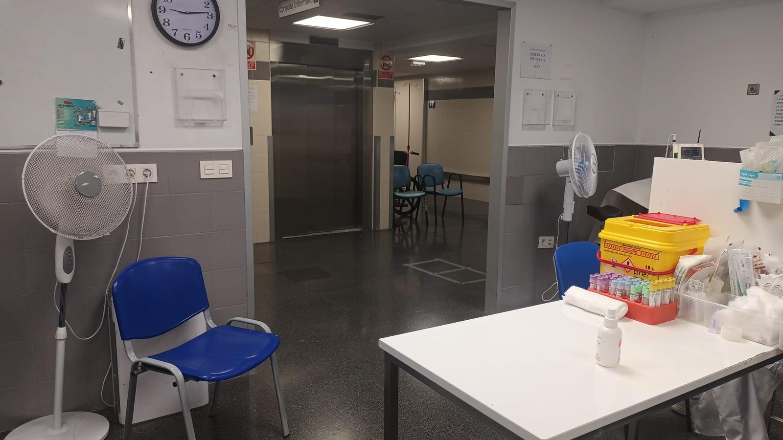 El mal funcionamiento en el hospital Arnau de Vilanova de València hace que se alcancen los 30 grados.