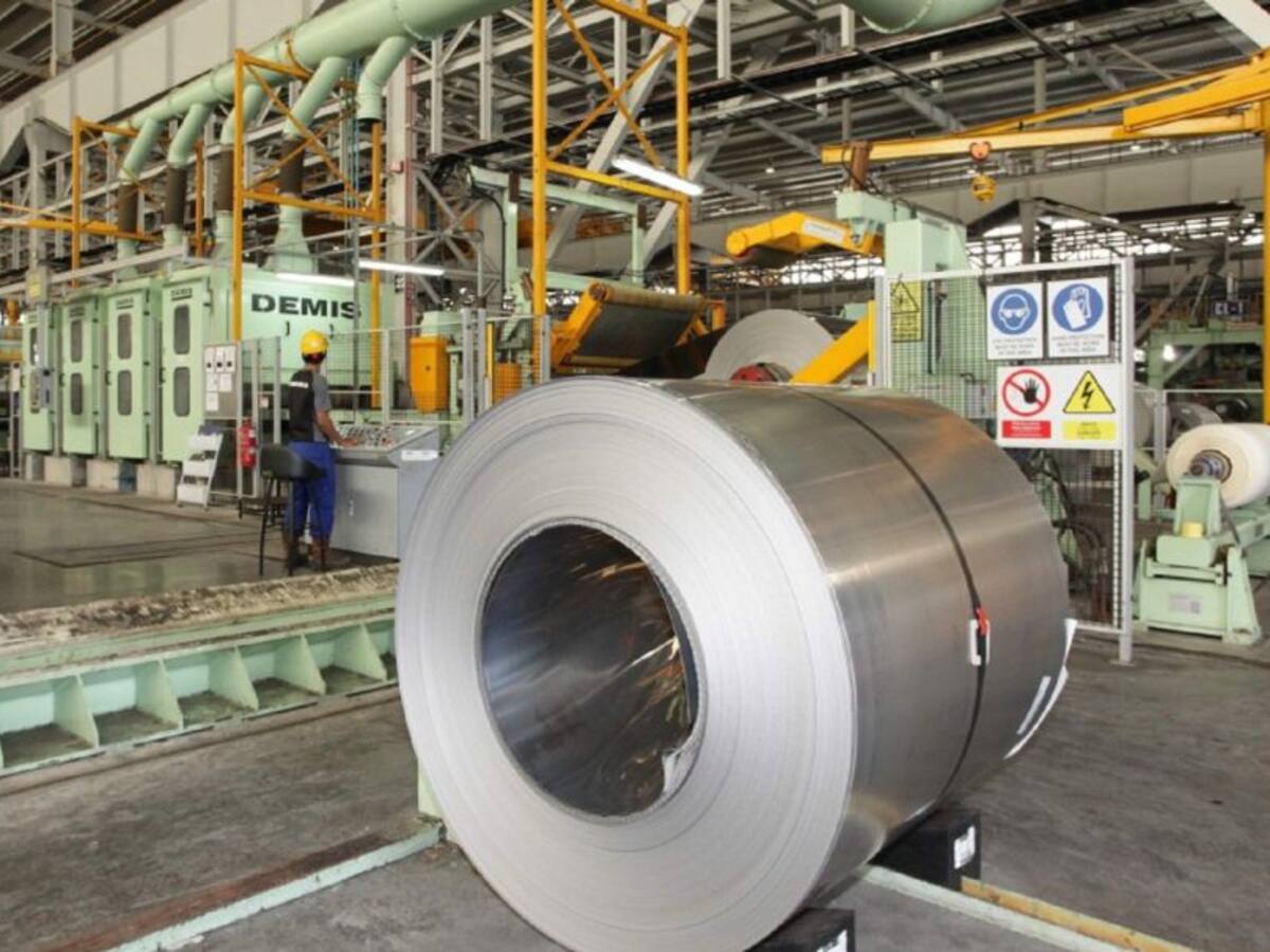 Acerinox invierte 12 millones en su planta de Los Barrios para reducir impacto medioambiental