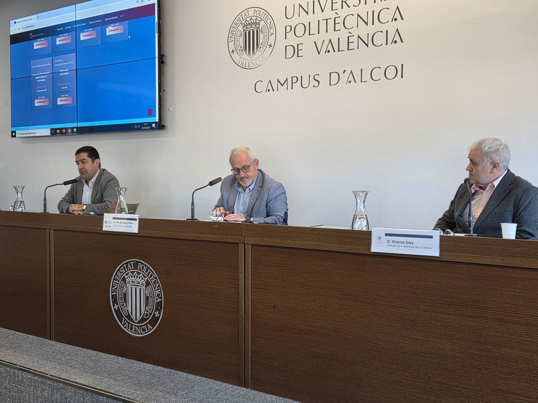 Toni Francés, Pau Bernabeu y Vicente Díez, durante sus intervenciones