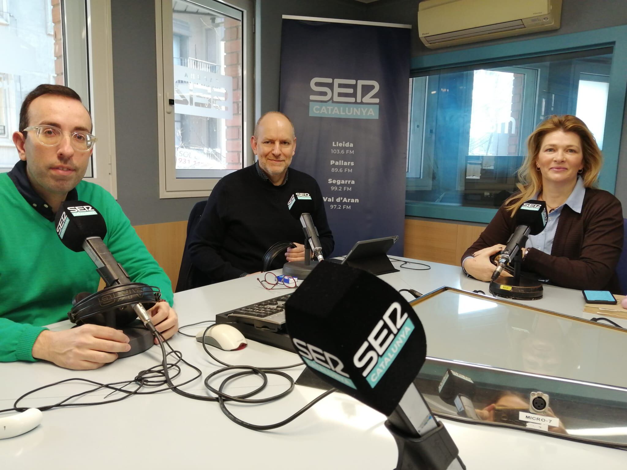Xavier Palau, Jaume Rutllant i Begoña Iglesias aquest dilluns als estudis de Ràdio Lleida.