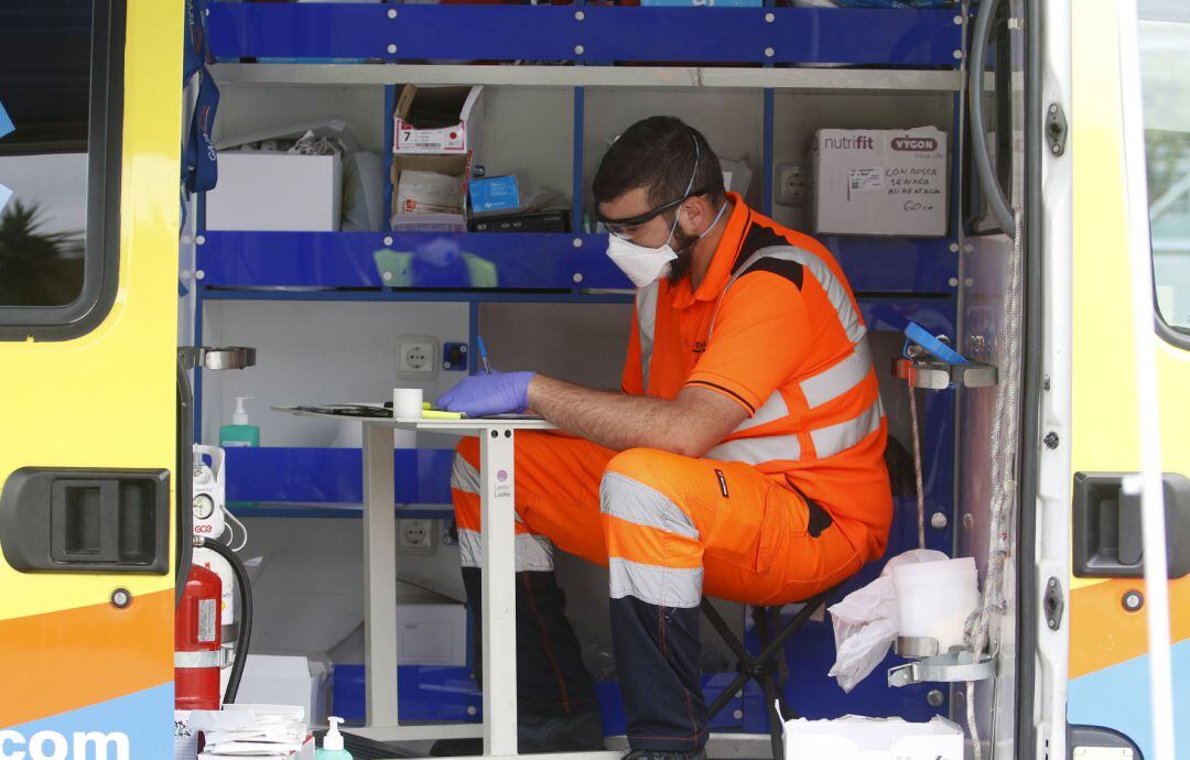 Dispositivo sanitario de la prueba test del PCR para detectar la infección por coronavirus 