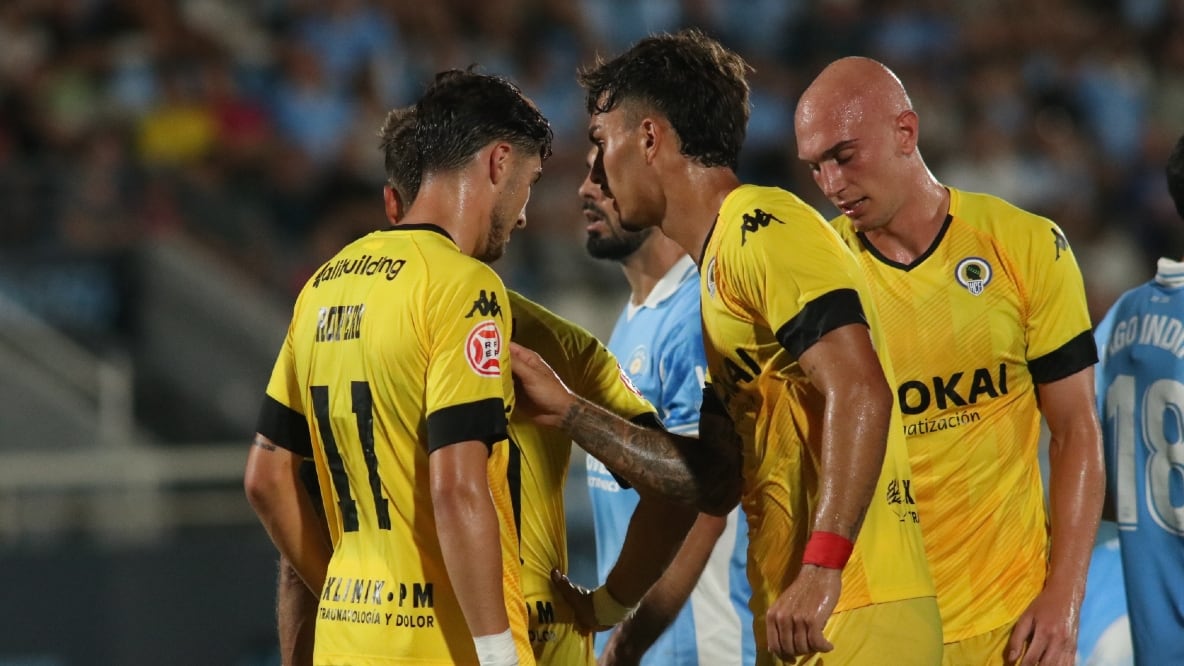 Ropero, Bolo y Rentero, frente al Ibiza en el Palladium Can Misses