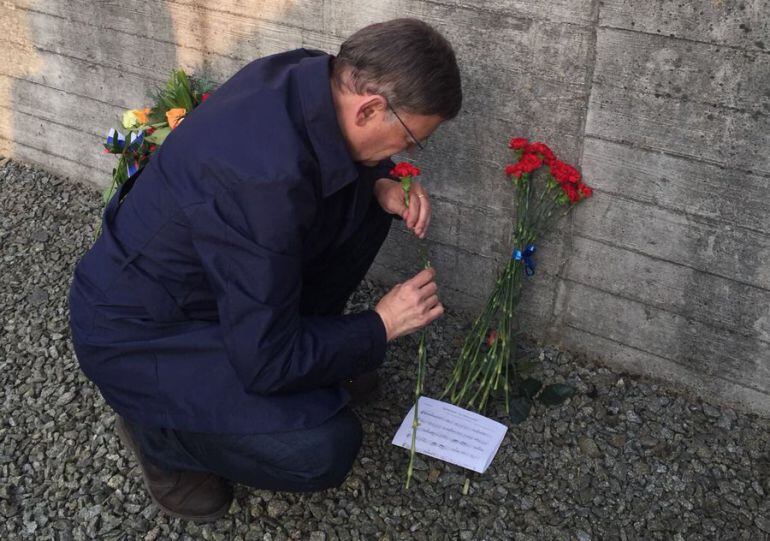 Ximo Puig, en los homenajes por la liberación de los campos nazis de Mauthausen