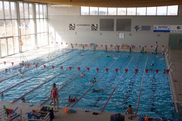 Interior piscina Fuente de la Niña